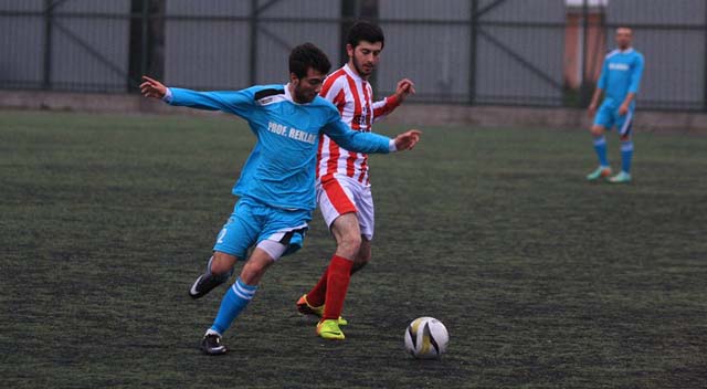 GÜMÜŞ KESKİN VİRAJDA