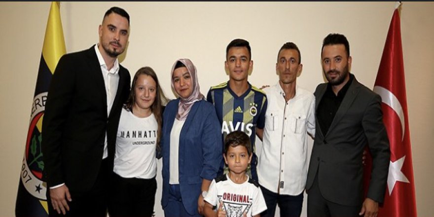 Melih Bostan imzayı attı