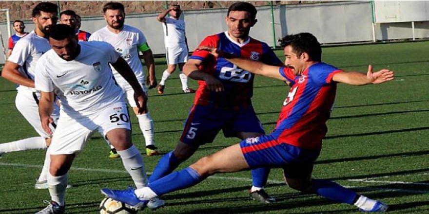 Tayfunspor gol sorununa çözüm arıyor
