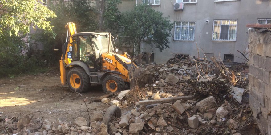 Darıca’da Çöp Ev Temizliği