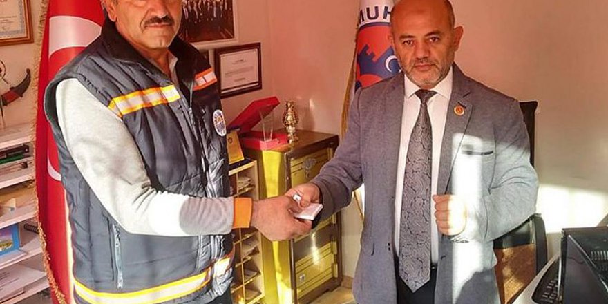 Temizlik işçisinden örnek davranış