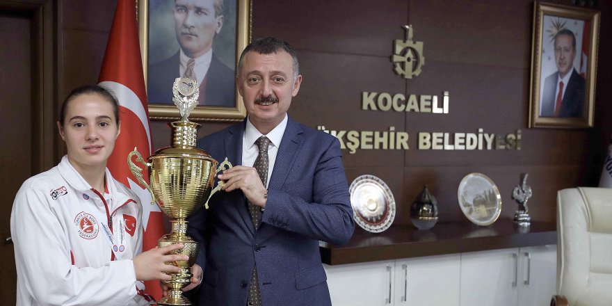 Büyükakın ‘’Tuğçe’den Dünya şampiyonluğu bekliyoruz’’