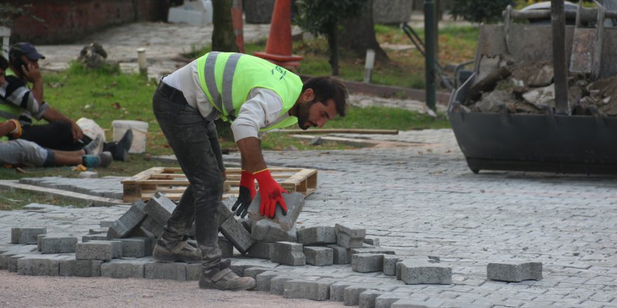 Otoparkta zemin yenilemesi