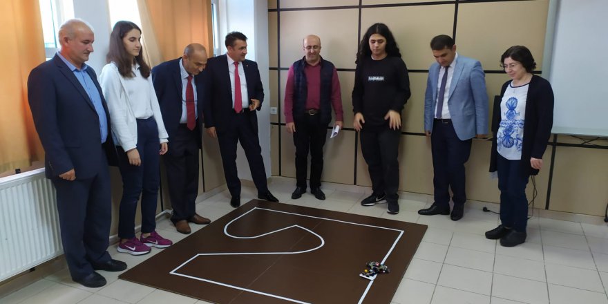 Darıca Fen Lisesini ziyaret etti