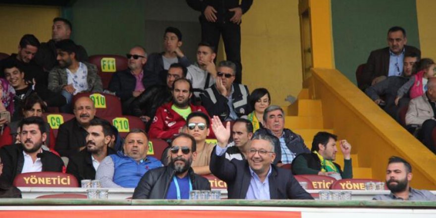 Darıca  90’da yıkıldı FUTBOLUN CİLVESİ:1-1