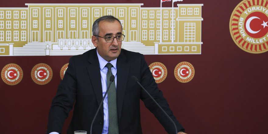 HAYDAR AKAR:  “Yine Millet Yok Yine Yandaş Var”