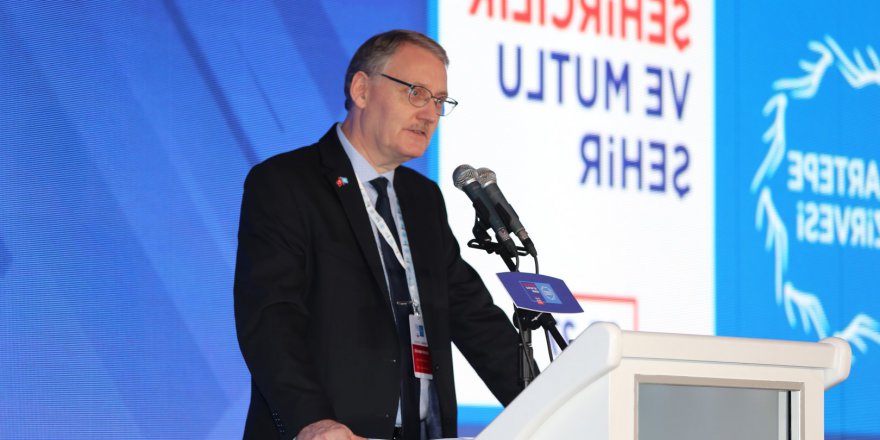 “3.6 milyon Suriyeli göçmen Türk toplumuna entegre olmuş”