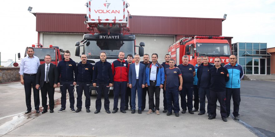 Çiftçi, itfaiyecilerle buluştu