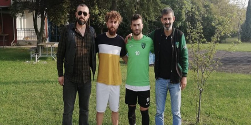 O futbolcudan helallik istediler