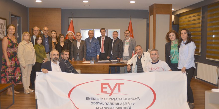 EYT’liler, CHP’yi açılışa davet etti