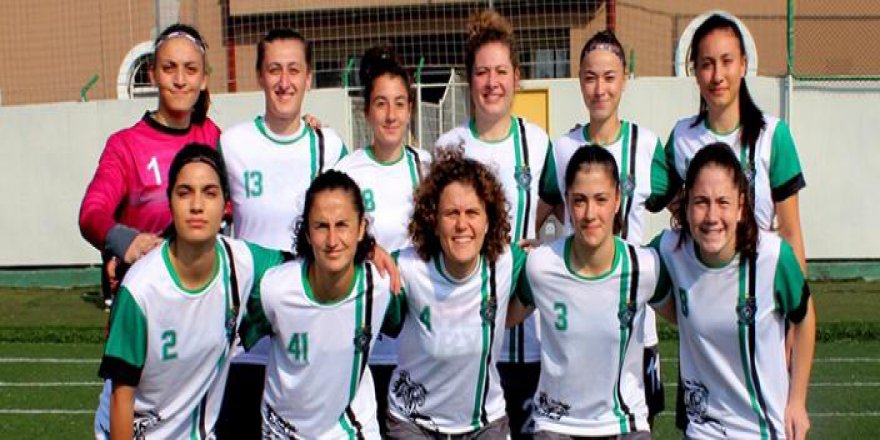 Kocaeli Bayan FK puana razı oldu