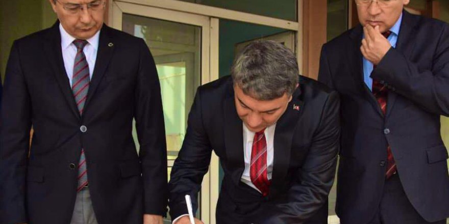 Belediye binası gümrüğe devredildi