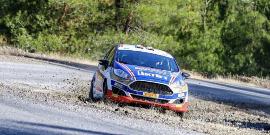 CASTROL FORD TEAM ŞAMPİYON