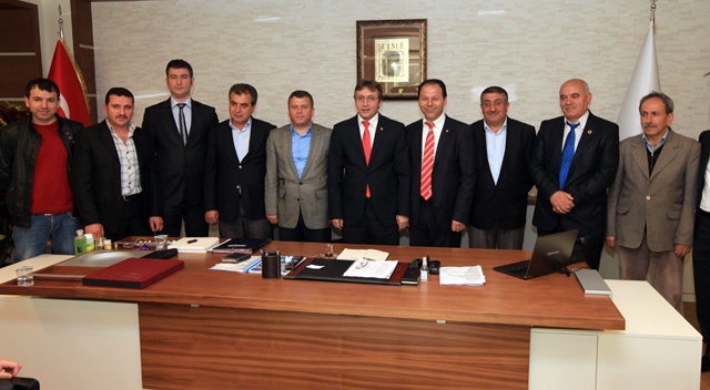 Demirci’ye ziyaretler devam ediyor