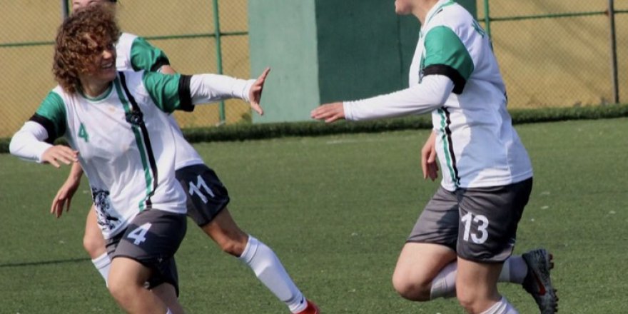 Kızlar, Ereğli’yi elinden kaçırdı!..: 1-1