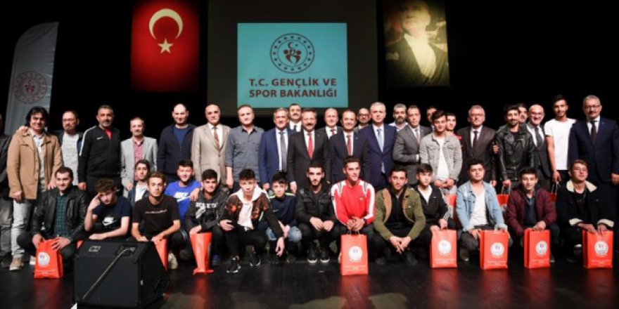 ‘Sanayinin Çırakları Geleceğin Yıldızları’