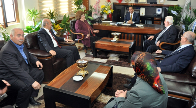 Güldal Akşit’ten hayırlı olsun ziyareti