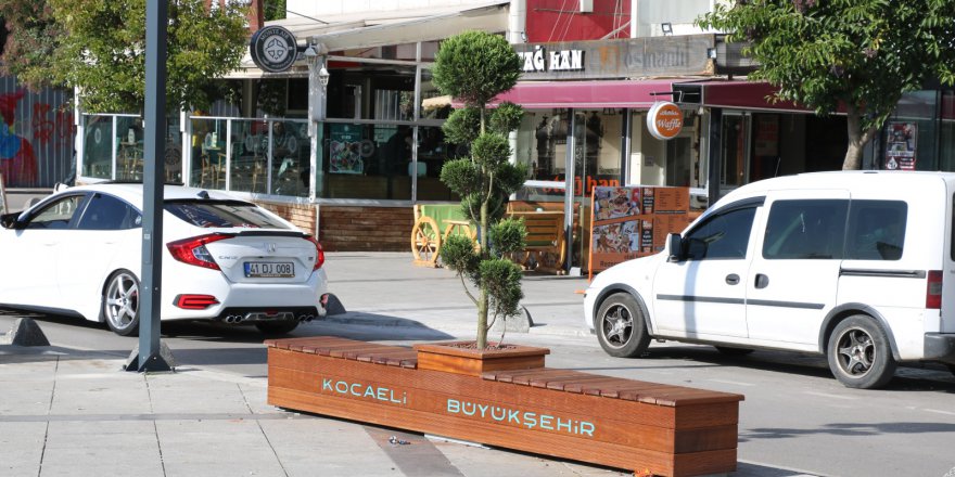 Modern şehir mobilyalarının sayısı arttırılıyor