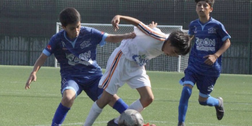 U16’lar sahaları kapattı!