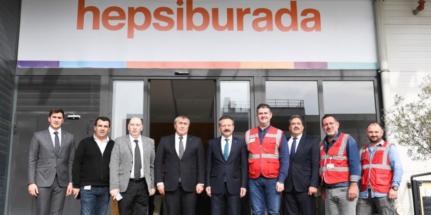Vali Aksoy Hepsiburada’yı gezdi