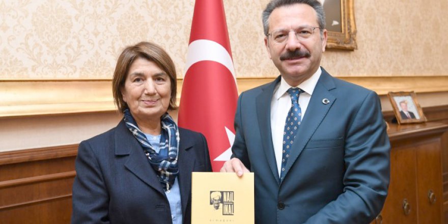 Vali Aksoy’u sergiye davet etti