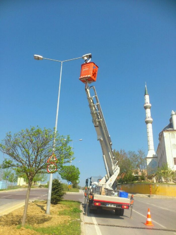 SEDAŞ’ın aydınlatma bakım çalışmaları hızla sürüyor
