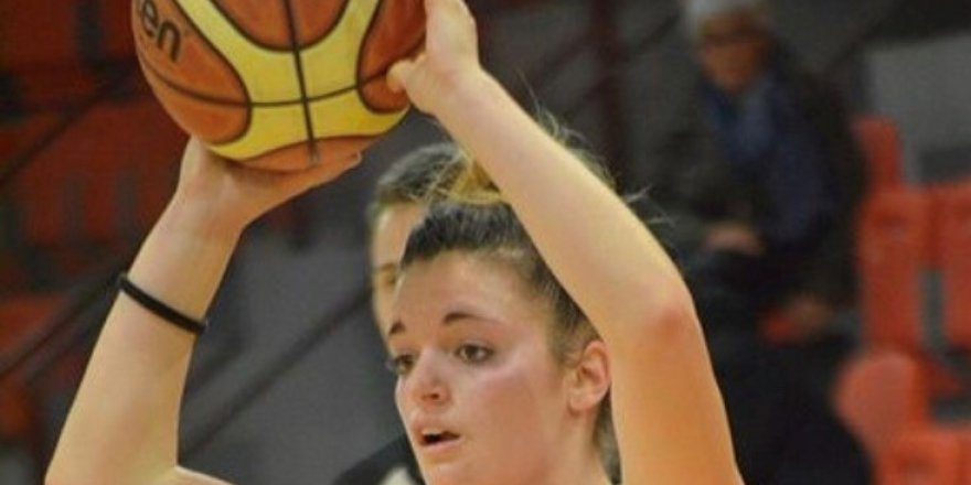 Potada kız hakimiyeti