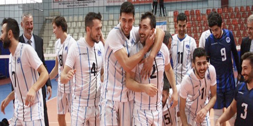 Kağıtspor lider oldu