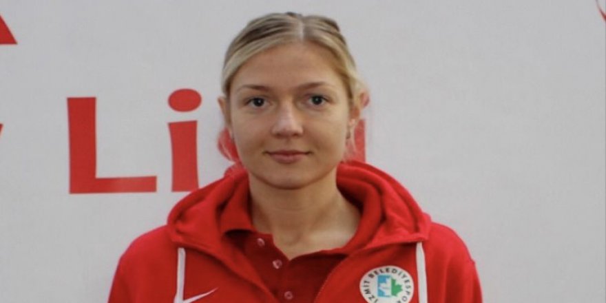 Gizem ve Monika rakip oluyor!