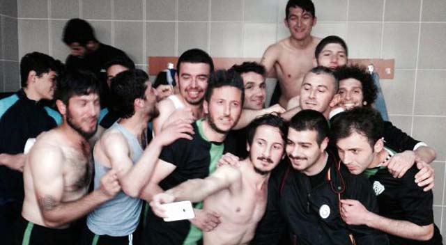 K.Çeşme zirveye aktı 2-0