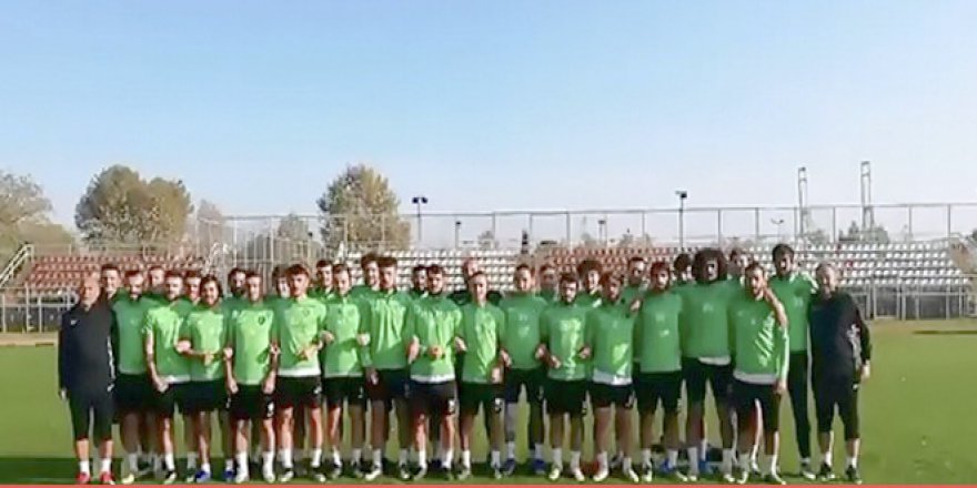 Futbolculardan taraftara çağrı!