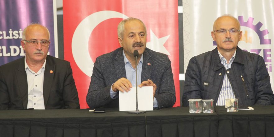 Hacı Halil Mahallesi sakinlerini dinledi