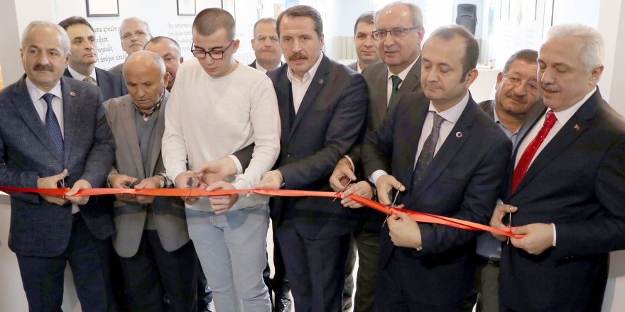 Şehit öğretmen adına yaptırılan kütüphane açıldı