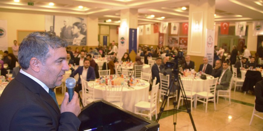 Öğretmenleri yemekte ağırladı