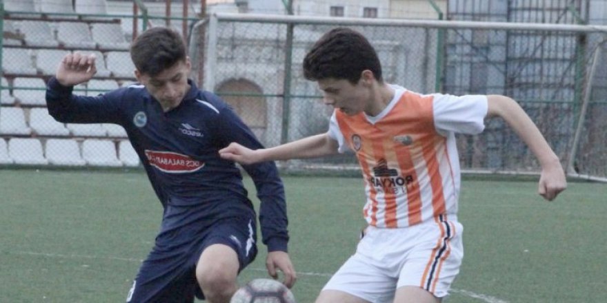 U-16’lar fileleri 18 kez havalandırdı