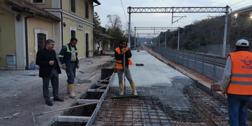 Diliskelesi ve Tavşancıl tren istasyonlarında peron çalışmaları