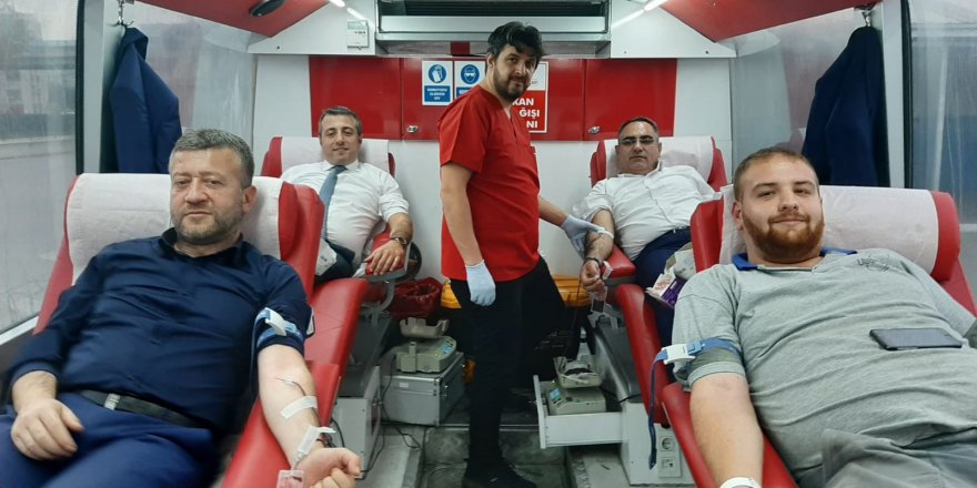  Sürücüler kan bağışı yaptı