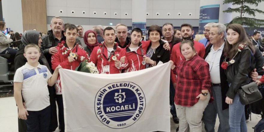 Altın çocuklara coşkulu karşılama