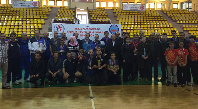 Gebze’de masa tenisi coşkusu