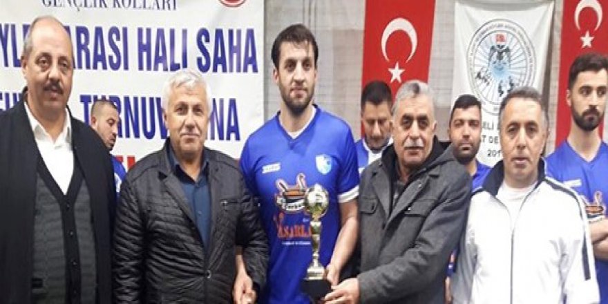 Çatlıların Turnuvası’nda şampiyonluk Çöğender’in