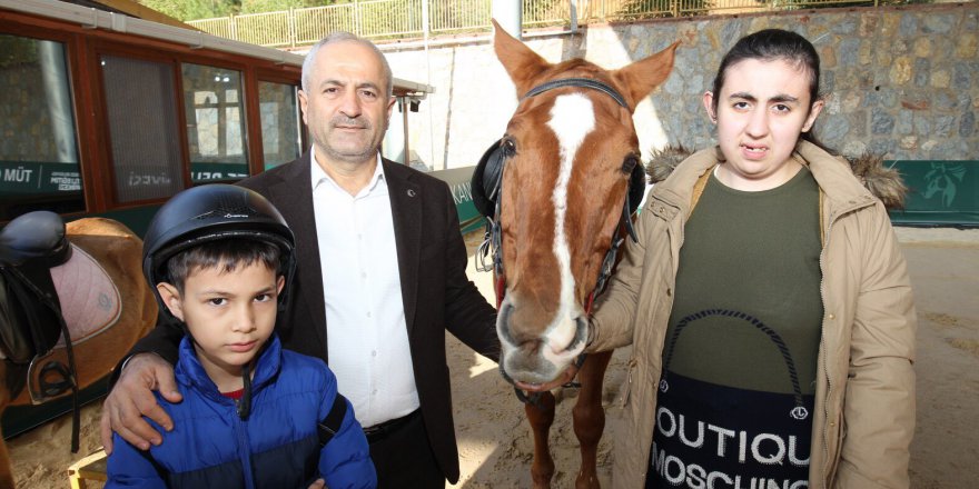 Başkan Büyükgöz özel çocukların heyecanlarına ortak oldu