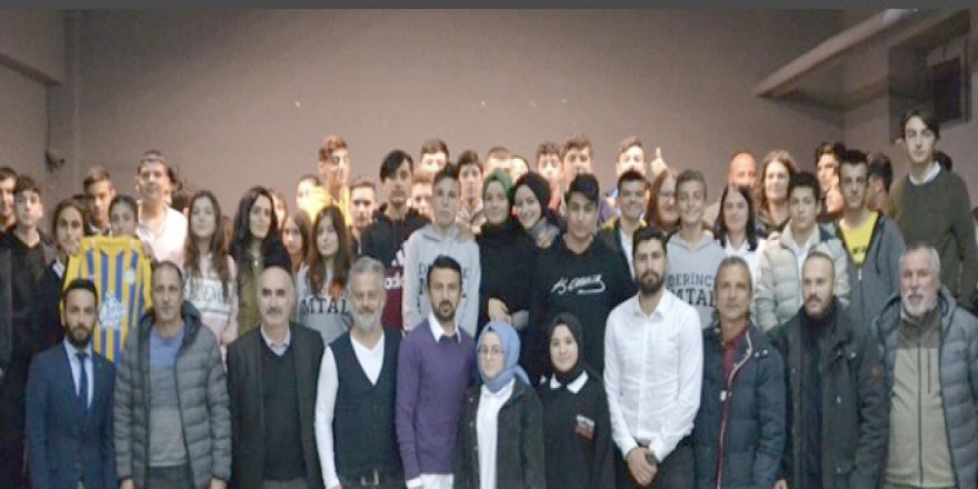 Panele Büyük İlgi