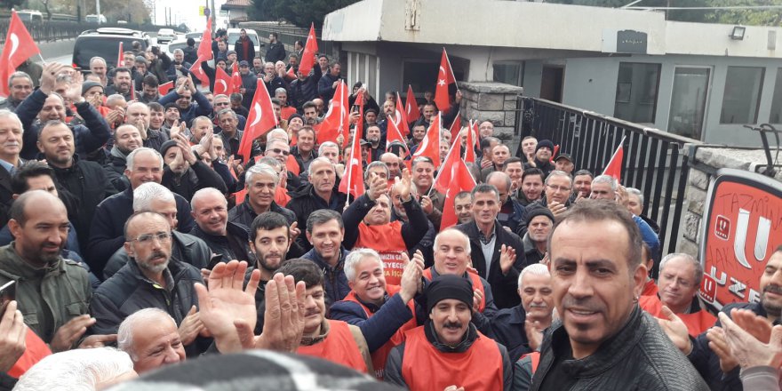 Levent’ten Uzel Makine işçileriyle dayanışma