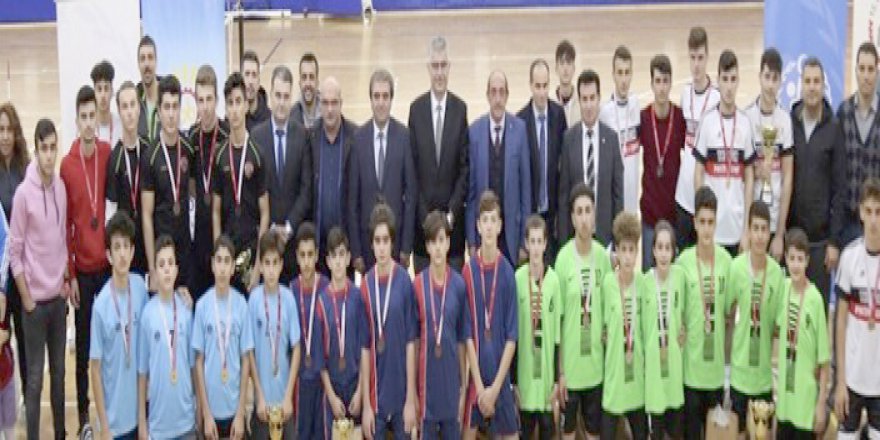 Ayak Tenisi Turnuvası tamamlandı