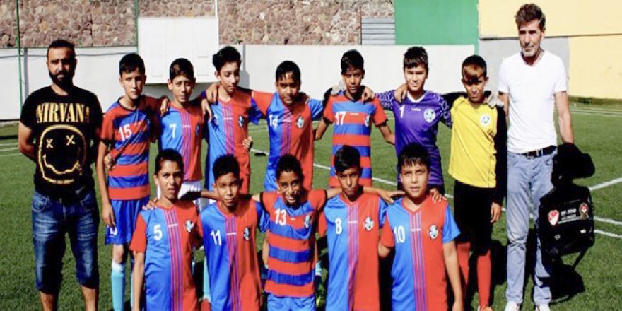 Yıldızlarda üç karşılaşma