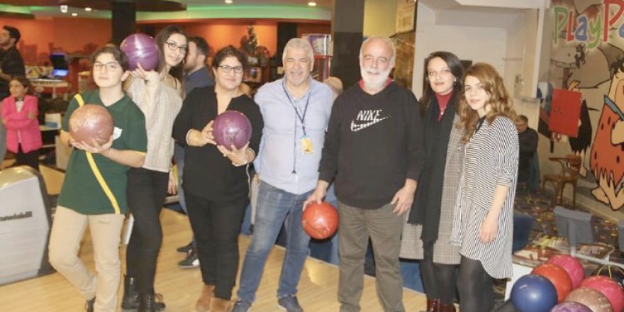 Gazeteciler Bowling’i çok sevdi