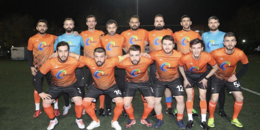 Turkuaz gecelerde heyecan fırtınası !