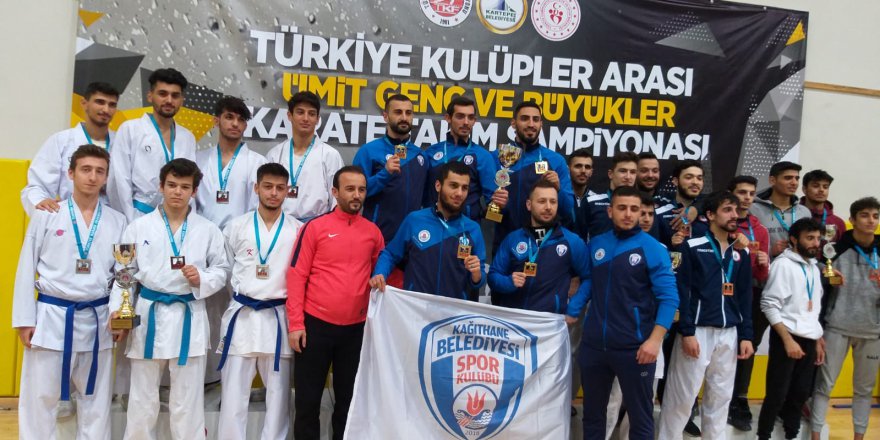 Darıcalı Karatecilerden çifte kupa