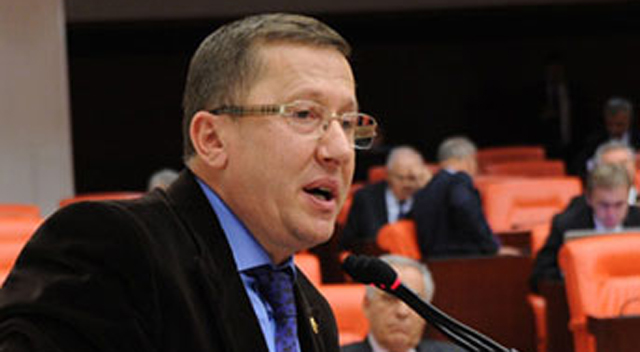 Türkkan sordu bakandan haber geldi