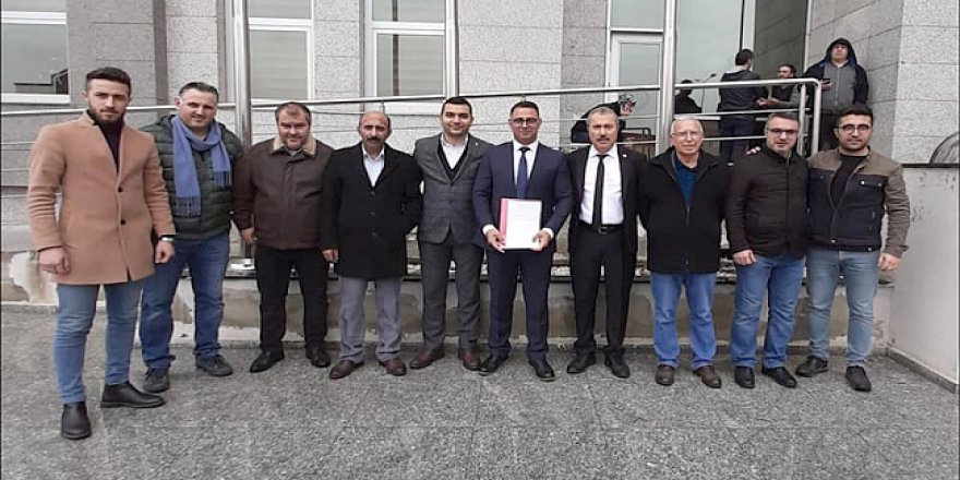 Gökhan Aktaş mazbatayı aldı